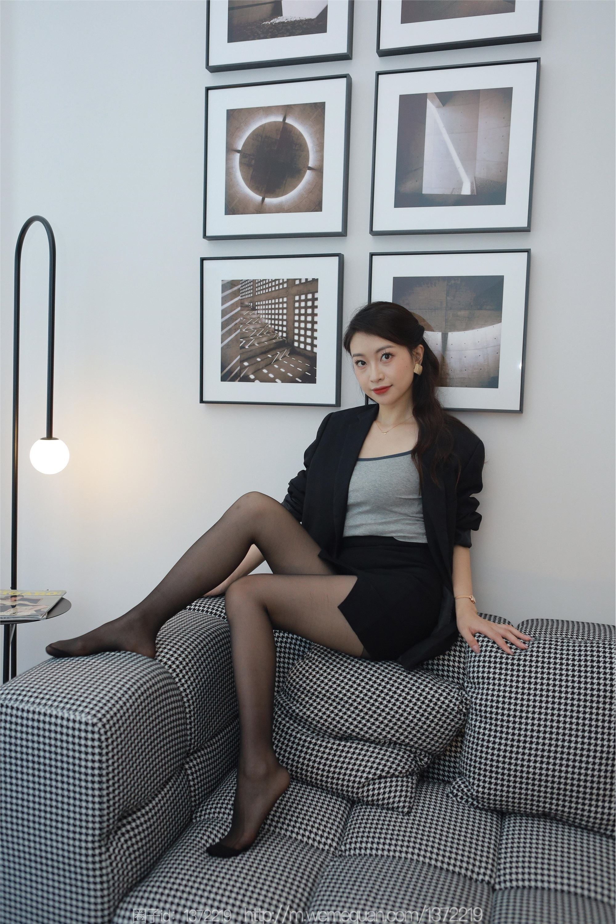 IESS异思趣向  2023.07.27 丝享家 1491 小婕《黑金高跟鞋》